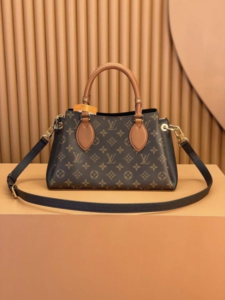 شنطة لويس فيتون Vendome BB مقاس 26 سم