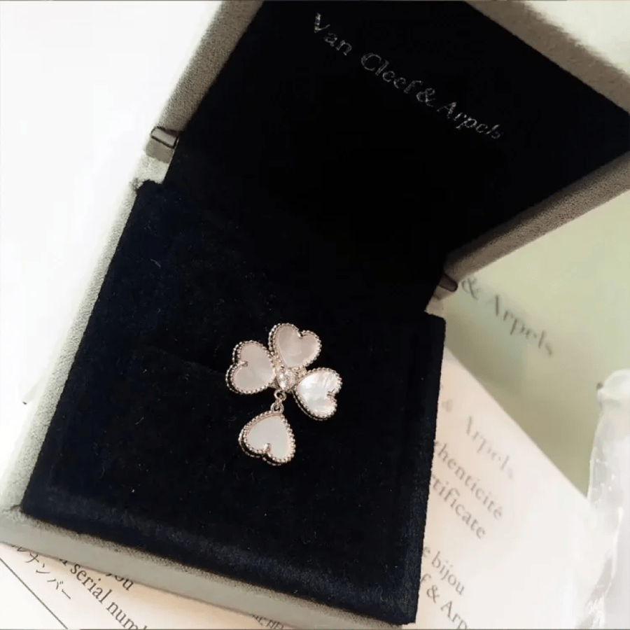 Van Cleef & Arpels Sweet Hearts 2-Piece Set [Earrings + Ring]