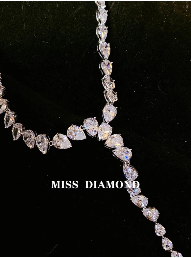 Zirconia Necklace and Earrings Set