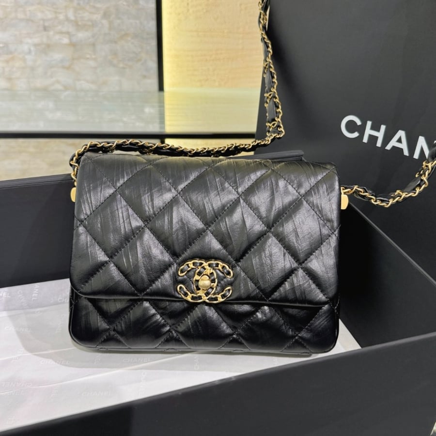 Chanel 23k 20x15x5cm
