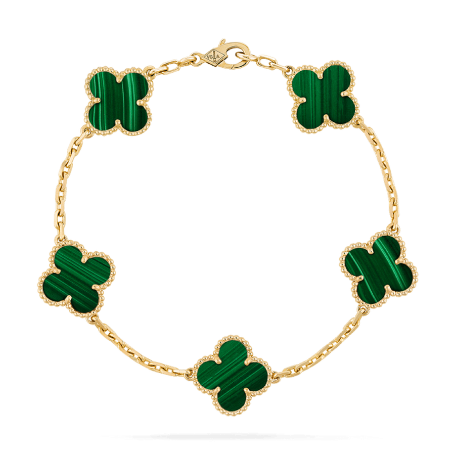 طقم "Sweet Hearts" من "Van Cleef & Arpels" مكون من قطعتين [ سوار + قلادة ]