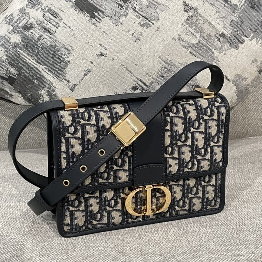 Dior 21*13.5*7cm