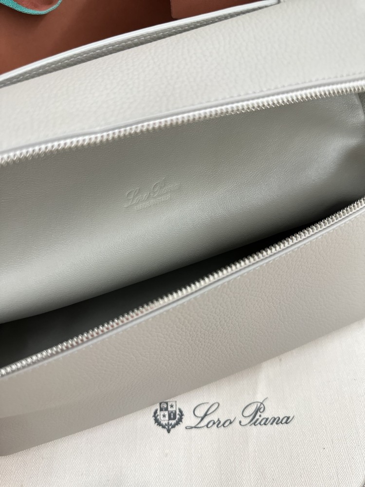 Loro Piana Extra Poket  16*27*10