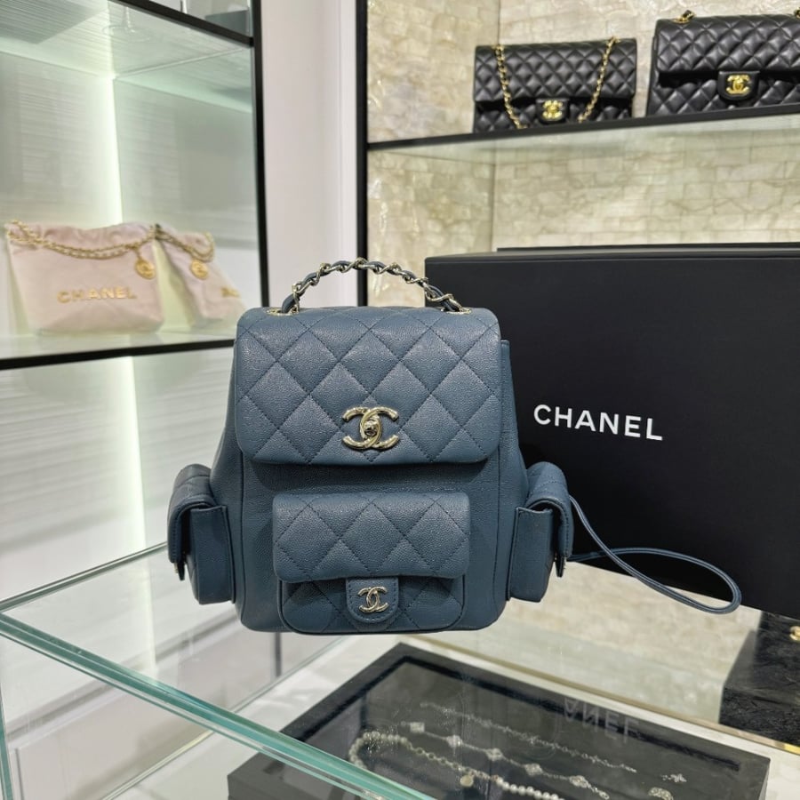 Chanel 23k 19.5x18x10cm