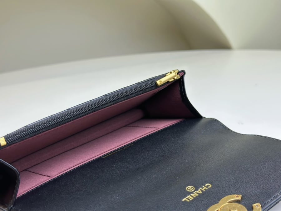 Chanel 9.5x15.2x3.5cm
