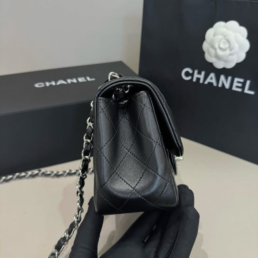 Chanel CF 17CM