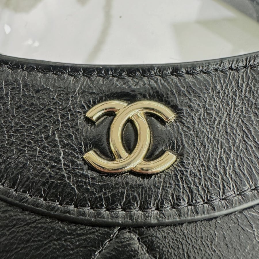 Chanel 17.5x20.5x3.5cm