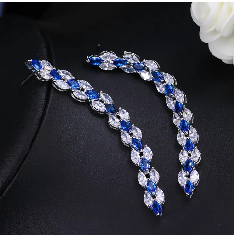 Zirconia Necklace and Earrings Set