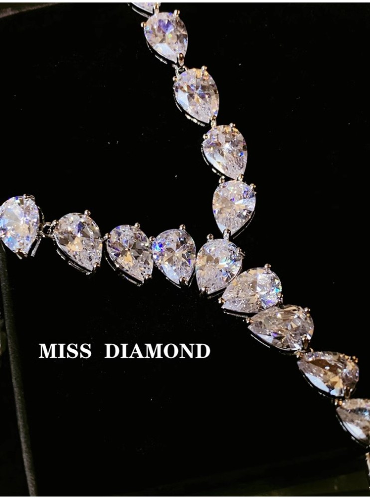 Zirconia Necklace and Earrings Set