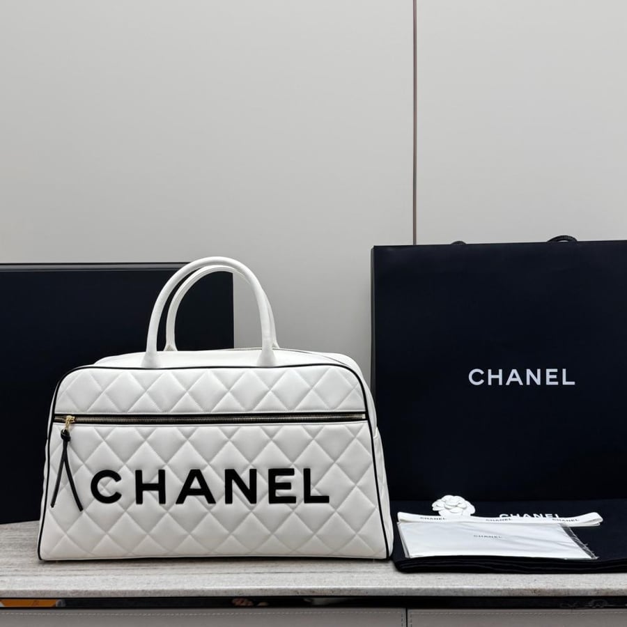 Chanel HANA BAG white, size:47*27*13cm