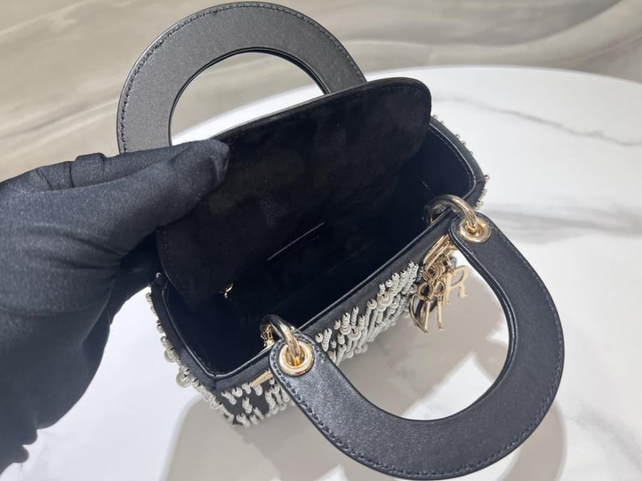 Dior Lady D 17 x 15 x 7cm