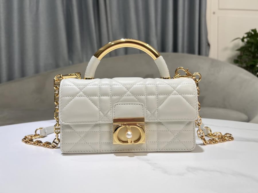 Dior 20 x 12 x 5cm