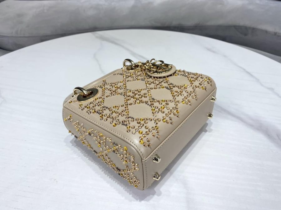Dior Lady  17 x 15 x 7cm