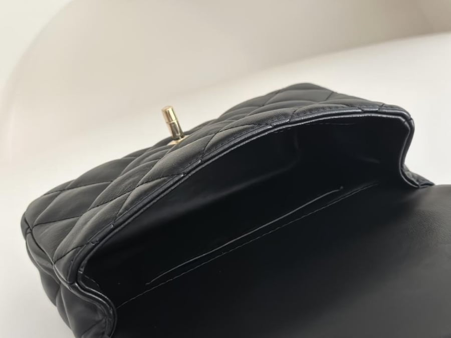 Chanel 24s CF 13X20X7cm