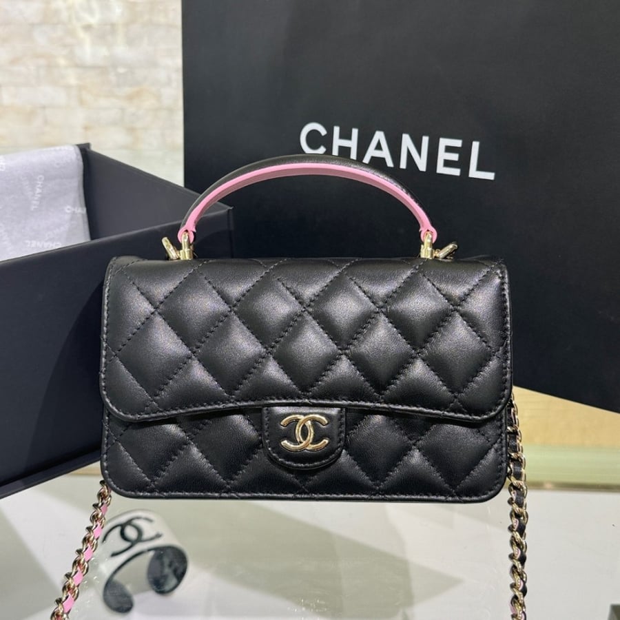 Chanel 17x10x4cm