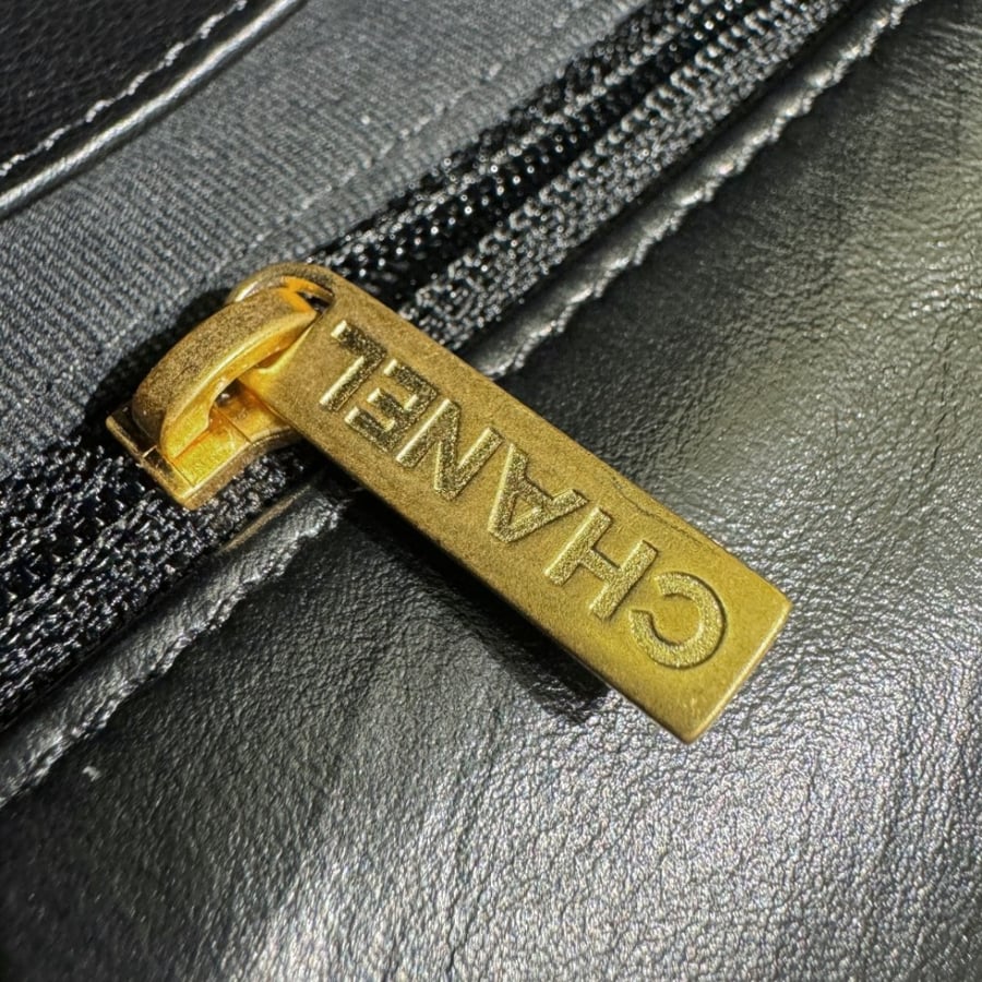 Chanel 23k 20x15x5cm