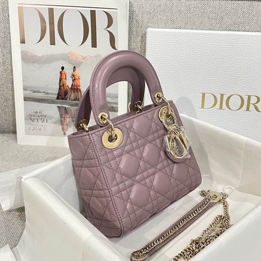 Dior 17 x 15 x 7cm