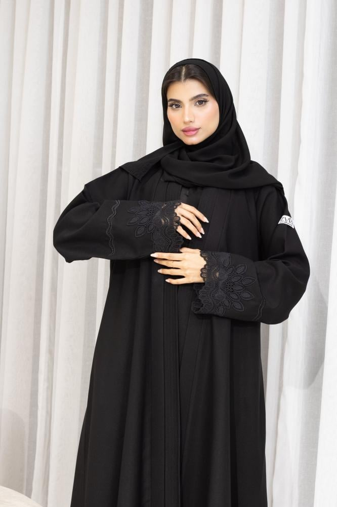 عباية كتان اسود
