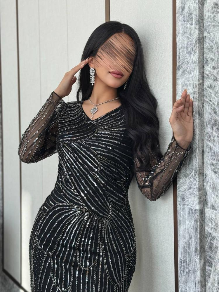 فستان سهرة بلمعة