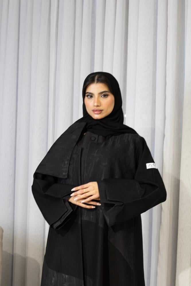 عباية نصف كلوش