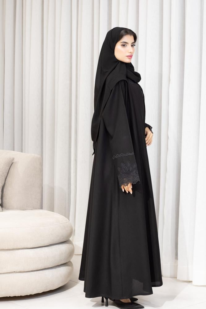 عباية كتان اسود