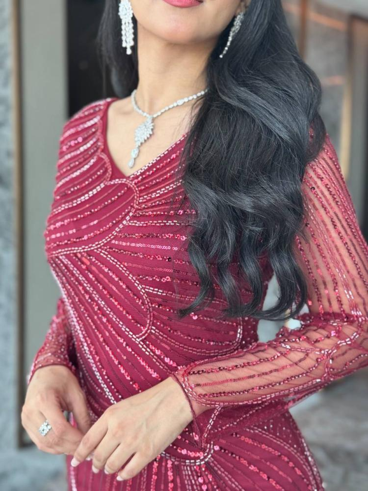 فستان سهرة بلمعة