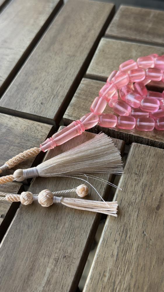 A prayer bead with a clasp