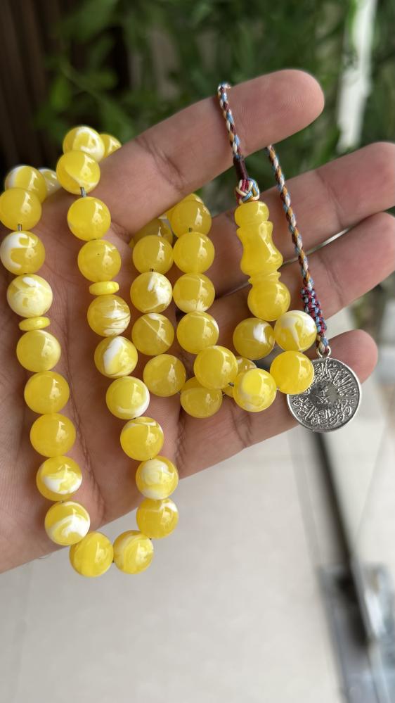 مسباح شبيه الكهرمان