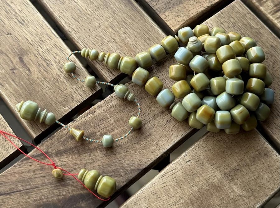 A new turquoise Fatoran prayer bead.