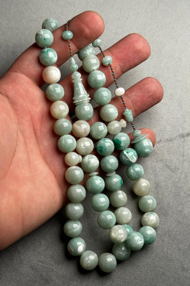 Tiffany rosary beads