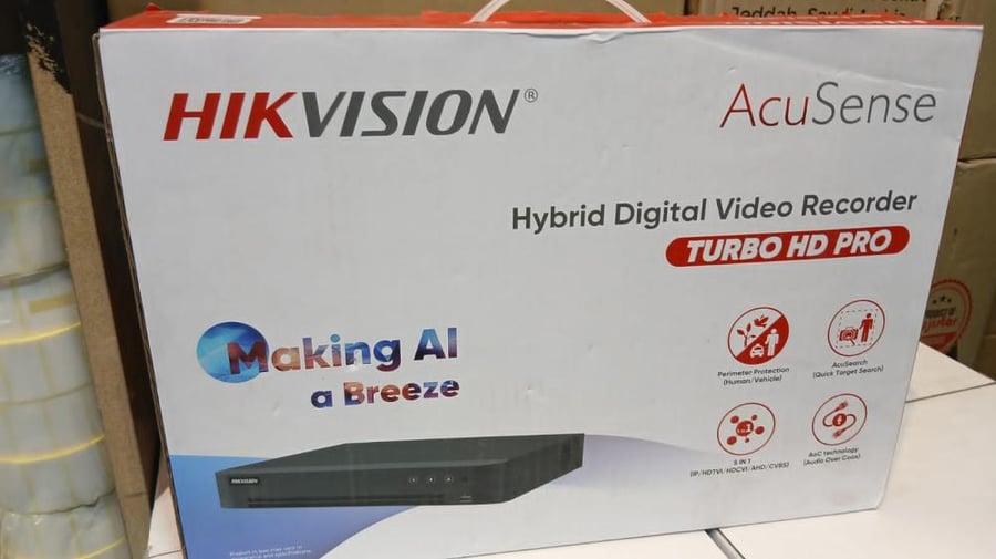 جهاز التسجيل 8 قنوات اي بي هيكفيجن Hikvision 8P NVR DS-7608NXI-K1/8P