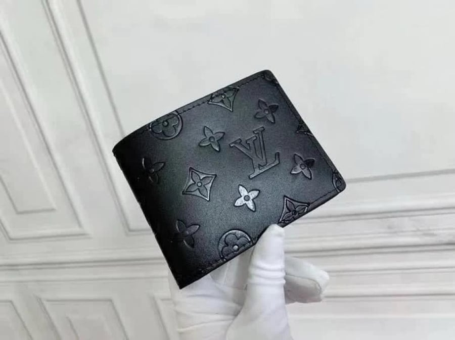 محفظة لويس فيتون اسود