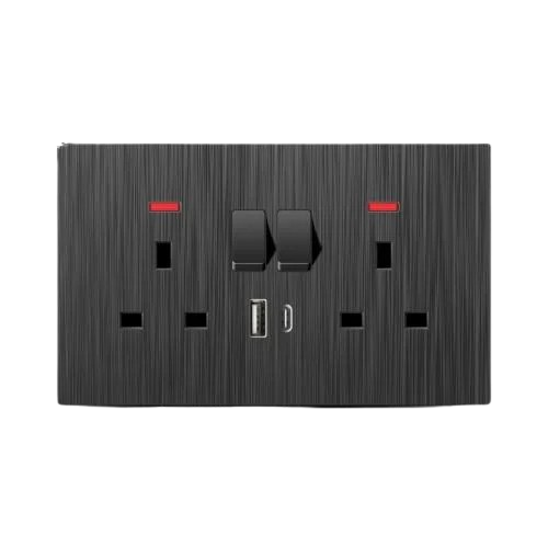Fuse 7×14 USB + Type-C integrated 13 amp black piano key and bulb Felsen 25-year warranty