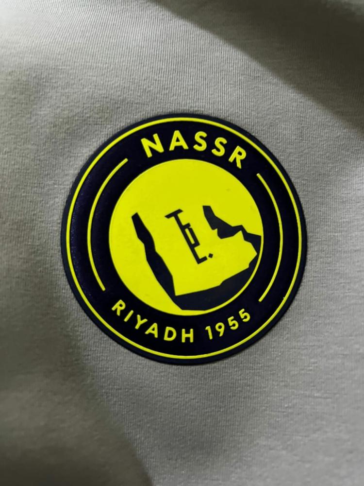 هودي النصر الرمادي الجديد 2026