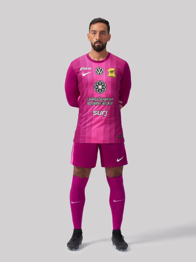 طقم حارس الاتحاد 2025-2026