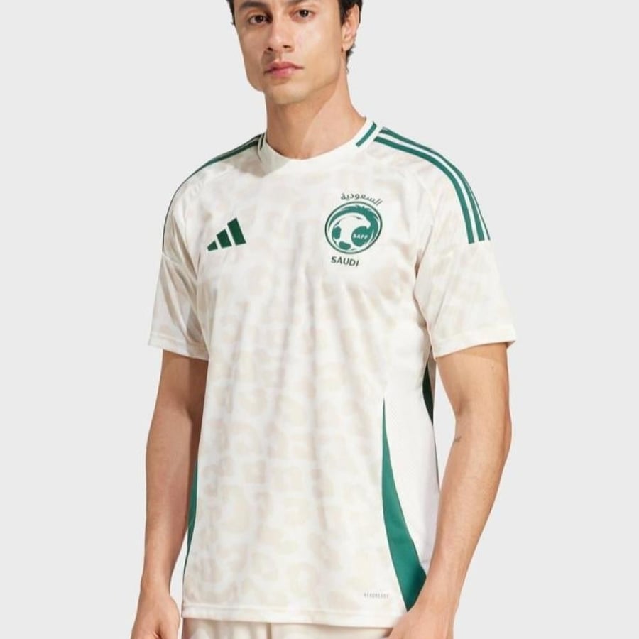 تيشيرت المنتخب السعودي