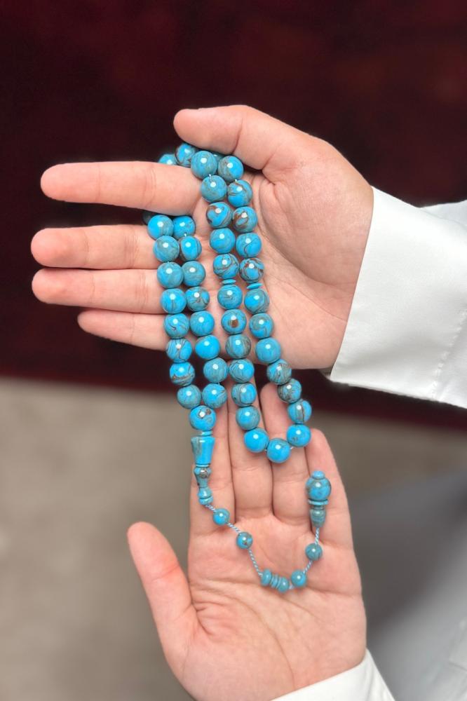Turquoise glossy wavy