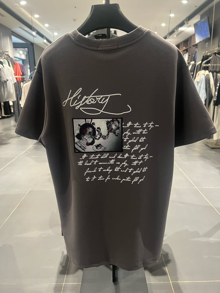 T-SHIRT