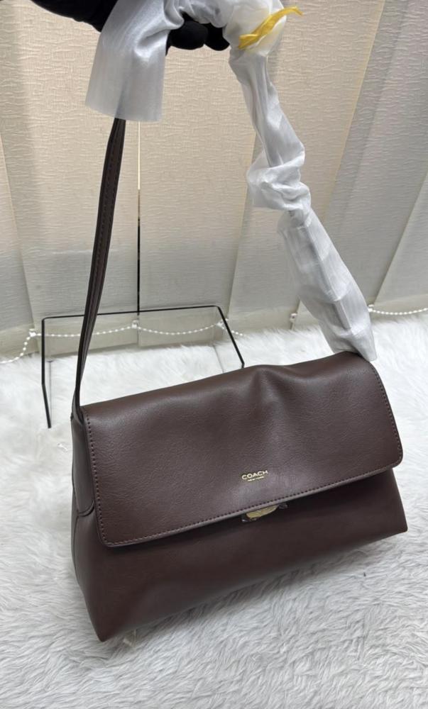 Coach Chelsea Shoulder Bag 30
