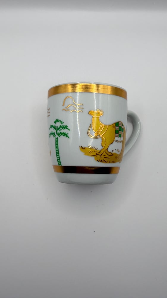 كوب الجمل والنخلة