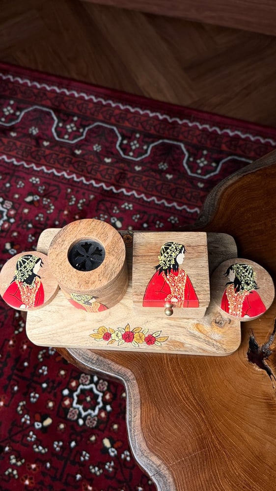 Wooden tray with incense holder and incense burner with traditional Najdi pattern