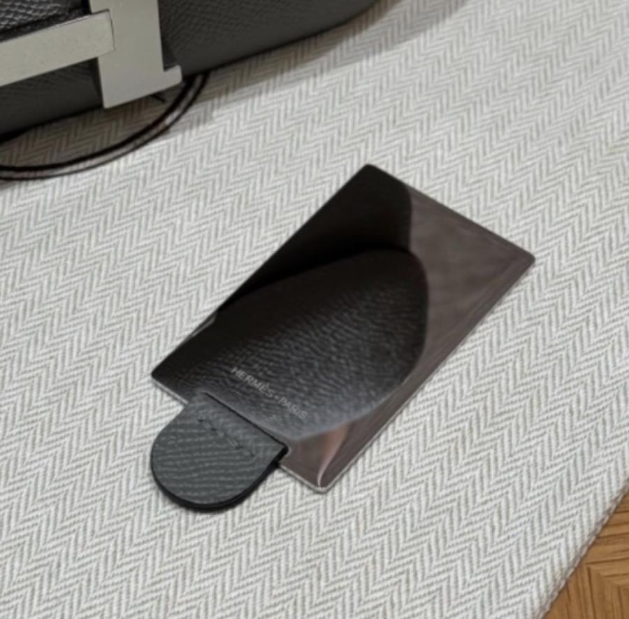 ايرميز كونستانس 18cm (هاردوير فضي)