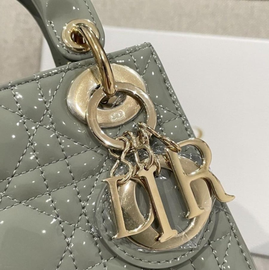 Mini Lady Dior Bag مقاس ميني لامع