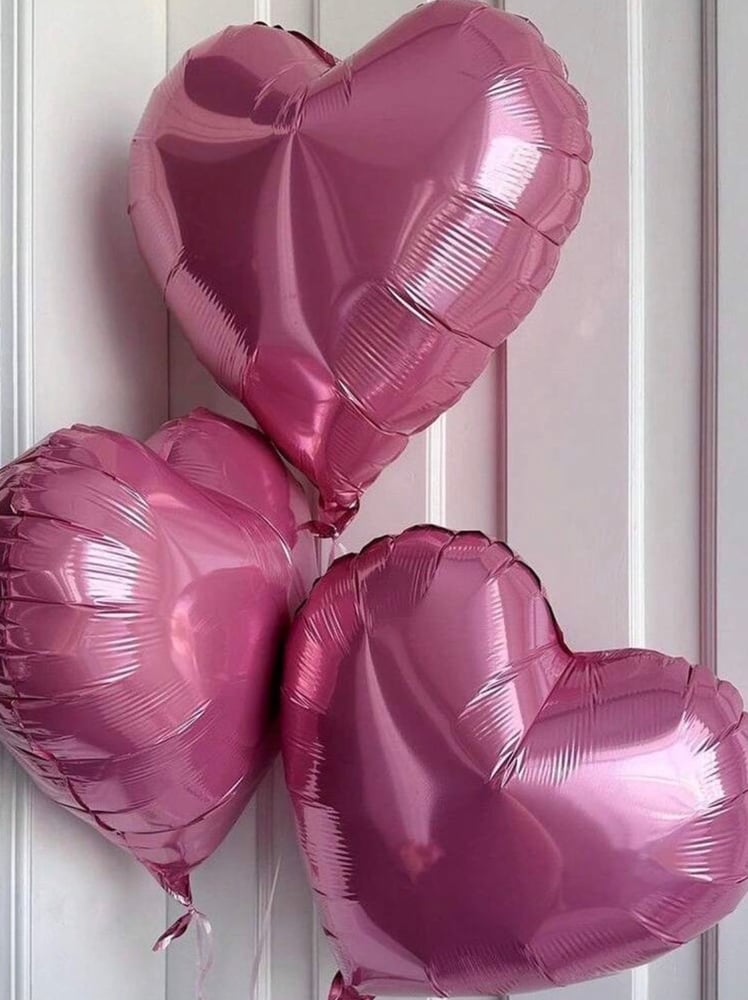 Heart helium balloon