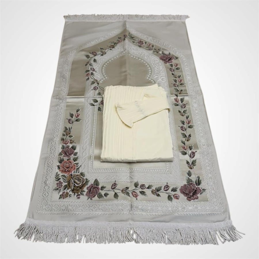طقم سجادة: ثوب صلاة