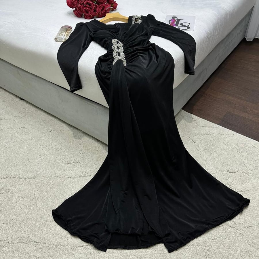 فستان اصيلة