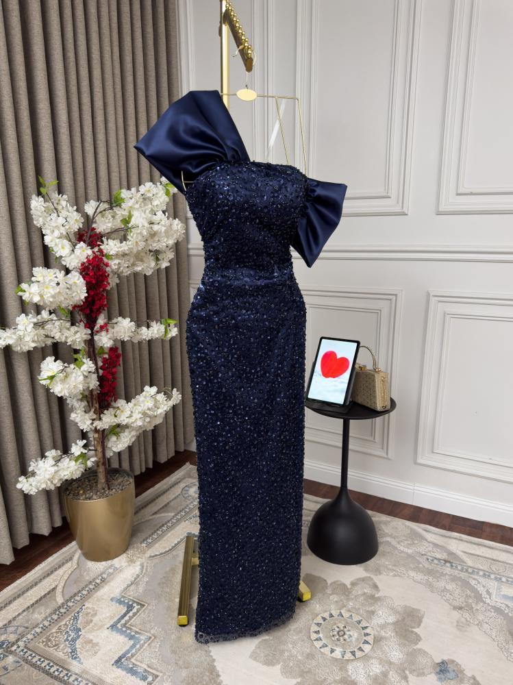 فستان سهره كحلي تطريز يدوي من Mair Fashion