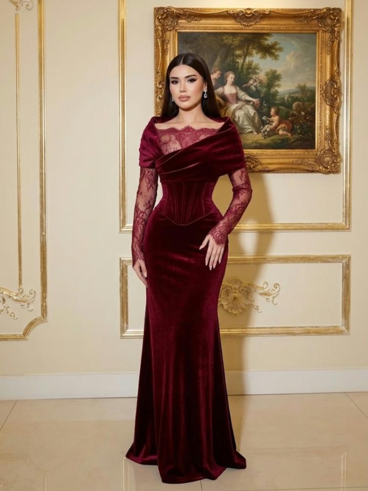 فستان مخمل كوري مع دانتيل كورسيه فاخر من Miar Fashion