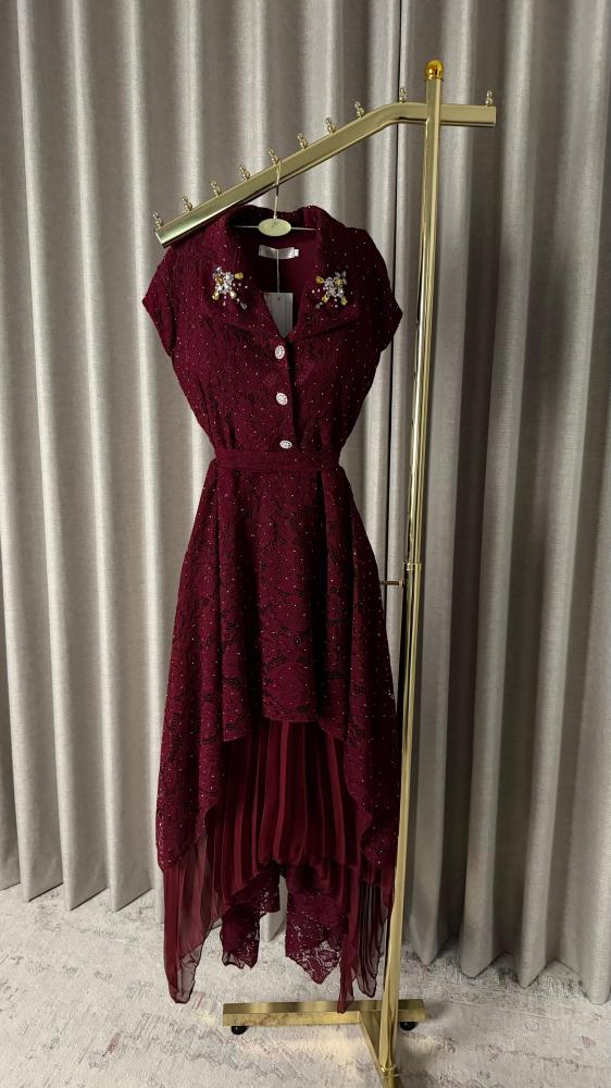 فستان دانتيل تطريز فصوص رااقي من miar fashion