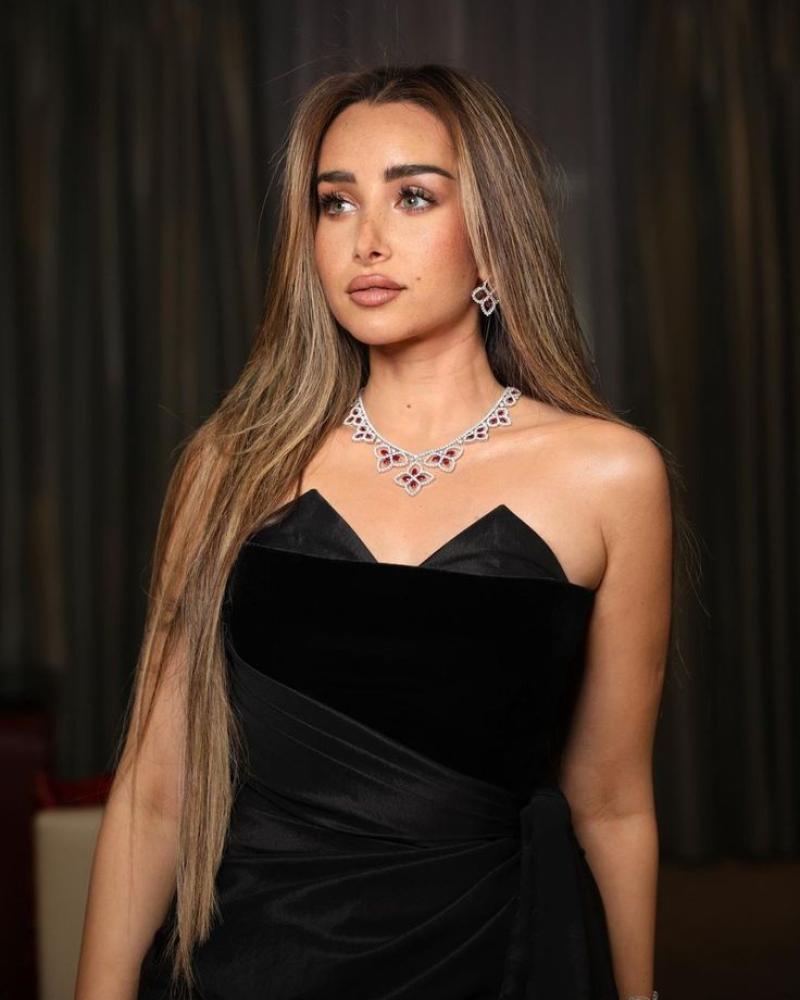 فستان هنا ألزاهد جوخ تدخيله شانطون من Mair Fashion